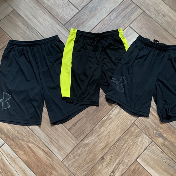 Under Armour Shorts Lot Of 3 Mens Medium Basketball Shorts Under